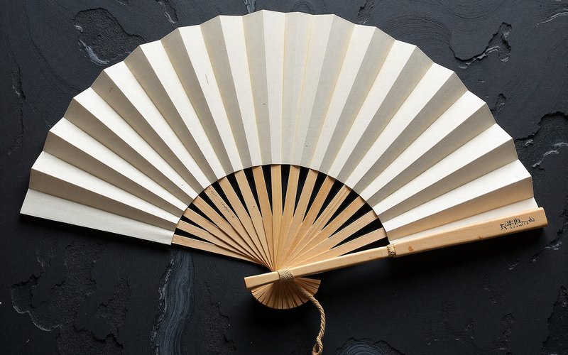 History of Chinese Fans — Chinese Fans: Folding Elegance and Cultural Expression